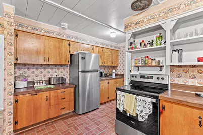 10665 Redwood Highway, Wilderville, OR 97543 - Photo 8