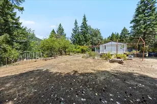 197 Gold Canyon Dr, Selma, OR 97538 - Photo 16