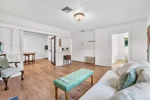 94 N 3rd St, Ashland, OR 97520 - Photo 10