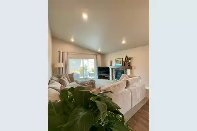 3395 NW 11th Court, Redmond, OR 97756 - Photo 6