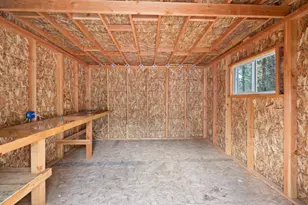 60026 Turquoise Rd, Bend, OR 97702 - Photo 42