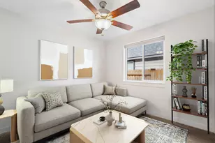 3246 NW 9th St, Redmond, OR 97756 - Photo 2