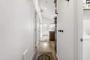 3246 NW 9th St, Redmond, OR 97756 - Photo 16