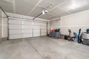 3246 NW 9th St, Redmond, OR 97756 - Photo 18