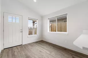 3246 NW 9th St, Redmond, OR 97756 - Photo 20