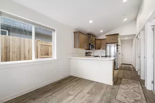 3246 NW 9th St, Redmond, OR 97756 - Photo 24