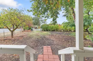 335 Tavis Dr, Merlin, OR 97532 - Photo 24