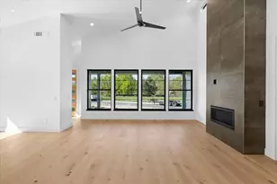 381 Clinton St, Ashland, OR 97520 - Photo 10