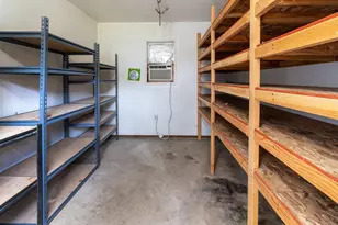 33084 Cougar Mountain Rd, Mitchell, OR 97750 - Photo 40