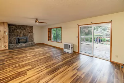 33084 Cougar Mountain Road, Mitchell, OR 97750 - Photo 16