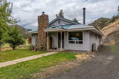 33084 Cougar Mountain Road, Mitchell, OR 97750 - Photo 1