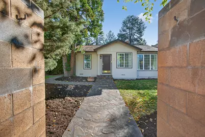 1532 NE 9th Street, Bend, OR 97701 - Photo 2