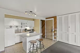 18575 SW Century Dr, Bend, OR 97702 - Photo 14