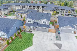 1759 Carrera Cir, Medford, OR 97504 - Photo 8