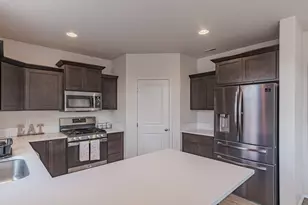 1759 Carrera Cir, Medford, OR 97504 - Photo 12