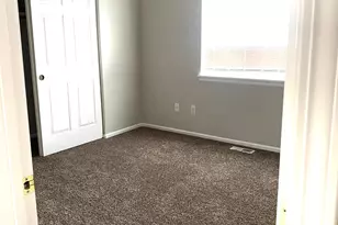 1297 NE Dawson Dr, Bend, OR 97701 - Photo 16