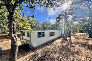 271 Cove Rd, Ashland, OR 97520 - Photo 20