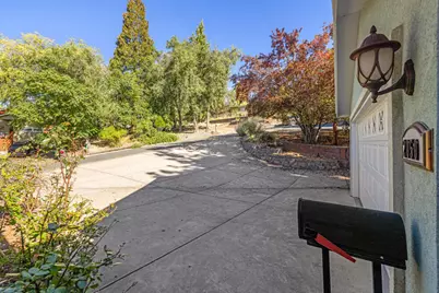 2050 Auburn Street, Klamath Falls, OR 97601 - Photo 26