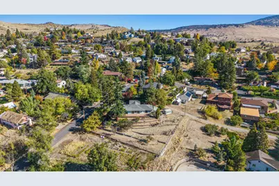 2050 Auburn Street, Klamath Falls, OR 97601 - Photo 40