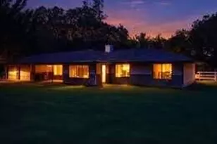 1080 Ferry Rd, Grants Pass, OR 97526 - Photo 2