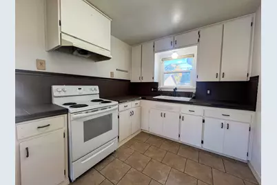 314 NW 3rd Avenue, John Day, OR 97845 - Photo 6