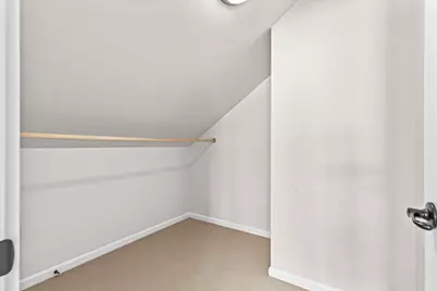 440 N Fourth Street #104, Jacksonville, OR 97530 - Photo 26