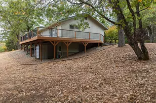 225 Lee Joy Dr, Grants Pass, OR 97526 - Photo 36