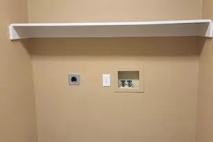 1841 Cloverlawn Dr, Grants Pass, OR 97527 - Photo 16