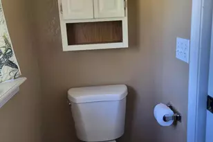 1841 Cloverlawn Dr, Grants Pass, OR 97527 - Photo 20