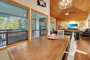 17704 Rogue Ln, Sunriver, OR 97707 - Photo 14