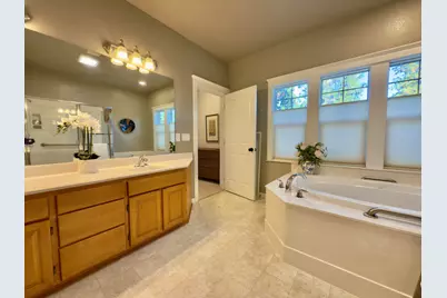 455 Holly Street, Ashland, OR 97520 - Photo 22