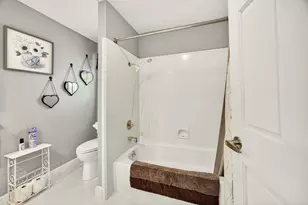 1108 S Oakdale Ave, Medford, OR 97501 - Photo 70