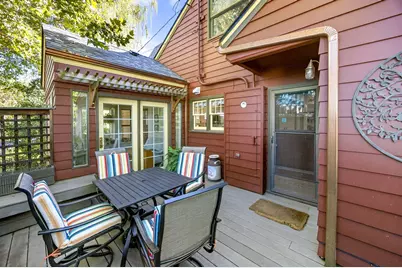 1108 S Oakdale Avenue, Medford, OR 97501 - Photo 24