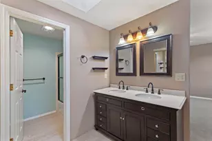 2203 NW Juliet Ln, Grants Pass, OR 97526 - Photo 28