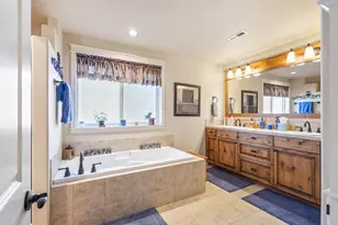 1094 E Horse Back Trail, Sisters, OR 97759 - Photo 26