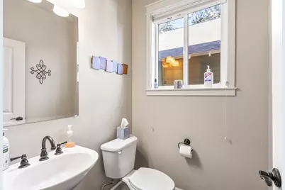 1094 E Horse Back Trail, Sisters, OR 97759 - Photo 16