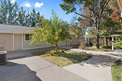 395 Robleda Drive, Central Point, OR 97502 - Photo 50