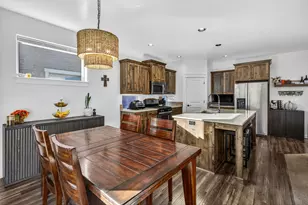 972 NE Steins Pillar Dr, Prineville, OR 97754 - Photo 10