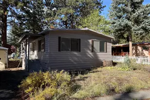 61060 Kings Ln, Bend, OR 97702 - Photo 2