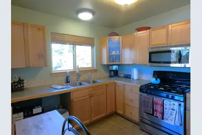 5300 SW Brandy Lane, Culver, OR 97734 - Photo 8