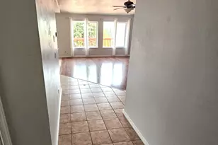 2518 SW 33rd Ct, Redmond, OR 97756 - Photo 4