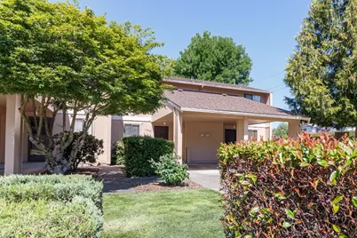 1004 SE Camelot Drive, Grants Pass, OR 97526 - Photo 1