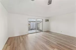 1004 SE Camelot Dr, Grants Pass, OR 97526 - Photo 8