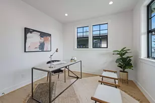 3330 NW Leavitt Ln, Bend, OR 97703 - Photo 8