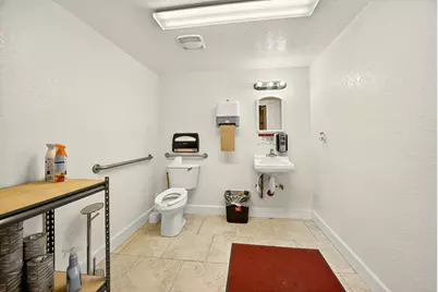 3100 Merriman Road, Medford, OR 97501 - Photo 12