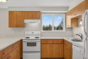 9413 SW Meadow Rd, Terrebonne, OR 97760 - Photo 14