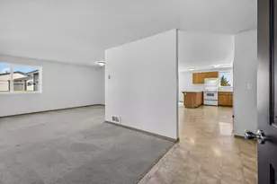 9413 SW Meadow Rd, Terrebonne, OR 97760 - Photo 8