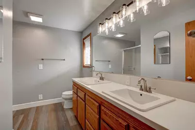 349 Tan Oak Drive, Medford, OR 97504 - Photo 18