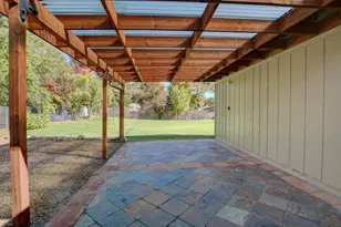 349 Tan Oak Dr, Medford, OR 97504 - Photo 30