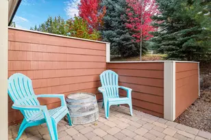 10952 Village Loop, Redmond, OR 97756 - Photo 38